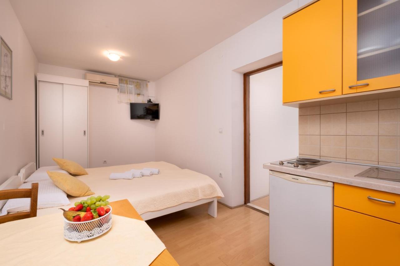 Apartments Katica Mlini Luaran gambar